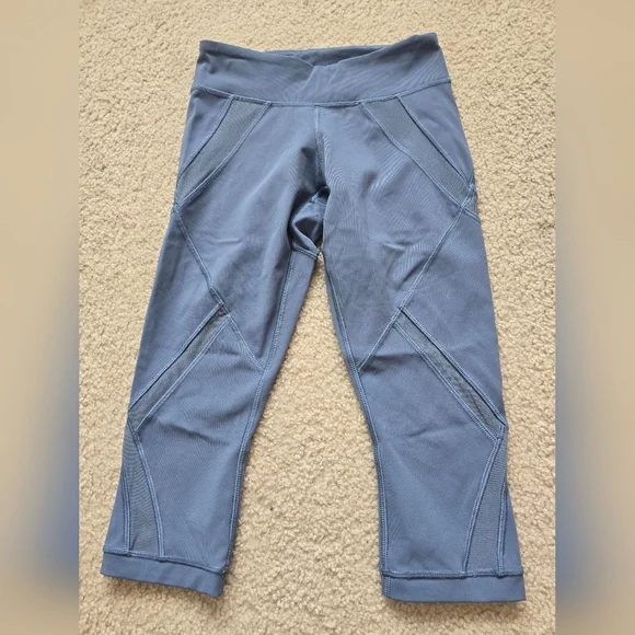 Lululemon Cool To Street CropBlue Denim / Banana Leaf Blush Quartz Size 2 - Picture 6 of 16